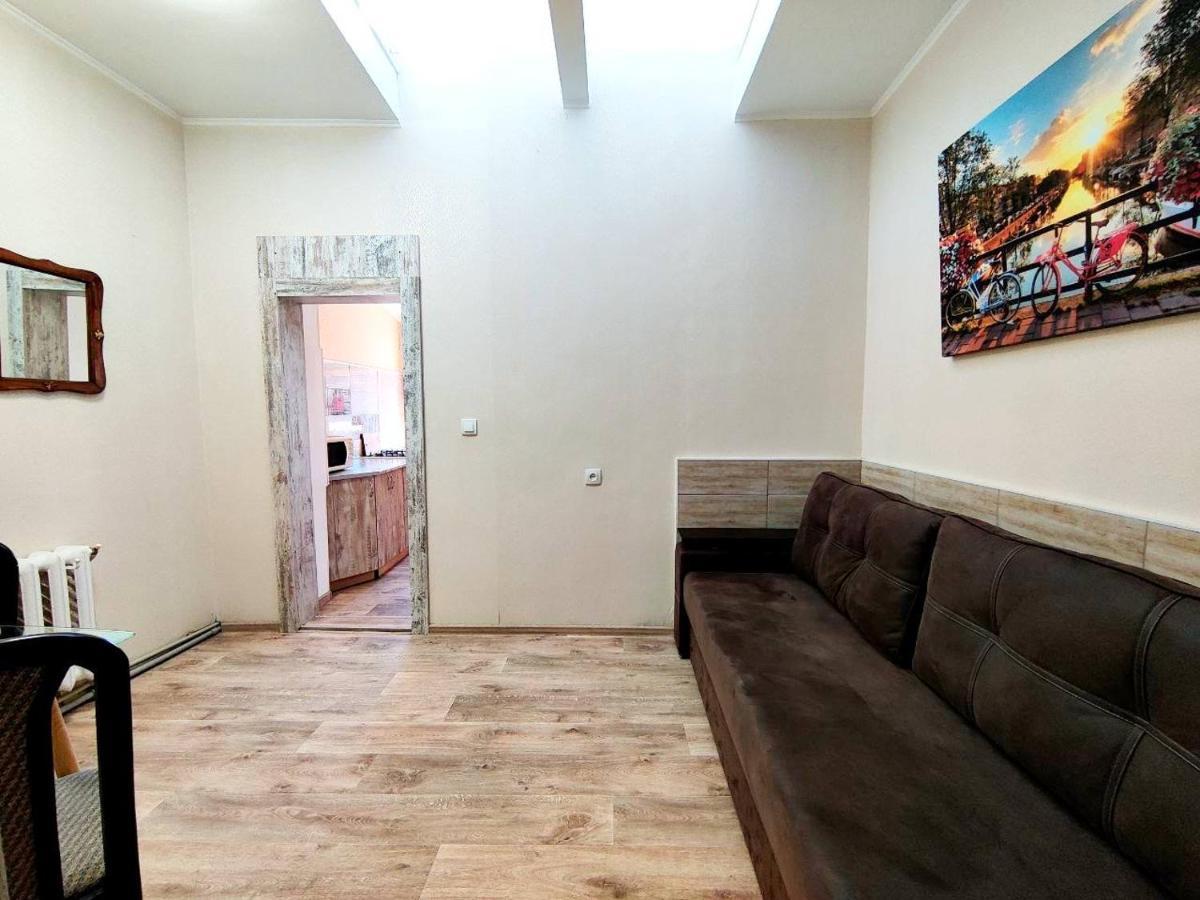 Shevchenko Dvor Apartment Kropyvnytskyi Ngoại thất bức ảnh