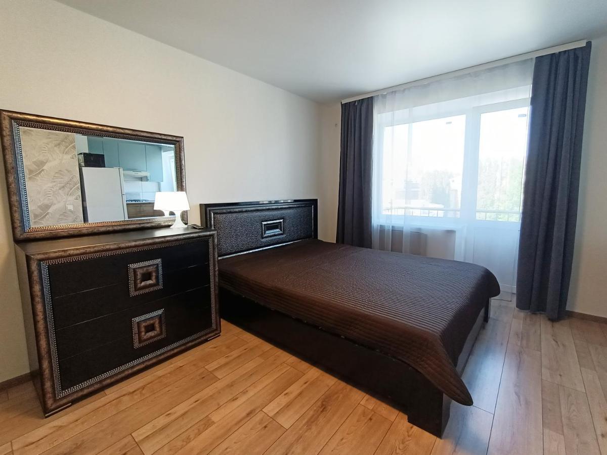 Shevchenko Dvor Apartment Kropyvnytskyi Ngoại thất bức ảnh